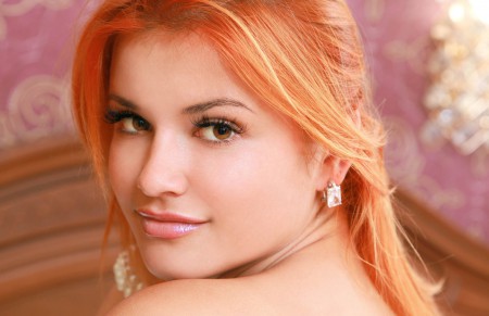 Виолла: Стриптиз с улыбкой