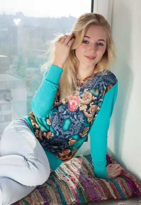 Элегантная Леона: Сексуальность и Мода