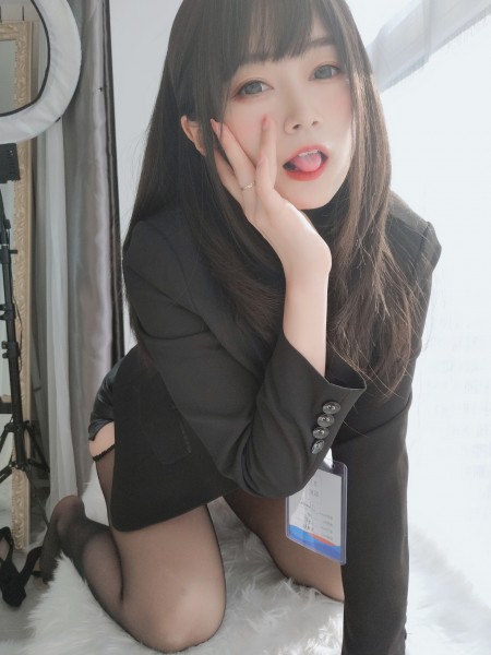 Элегантная модель красоты: Бай Ин