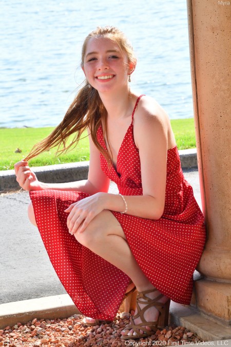 Солнечная Милa: одетая в природу