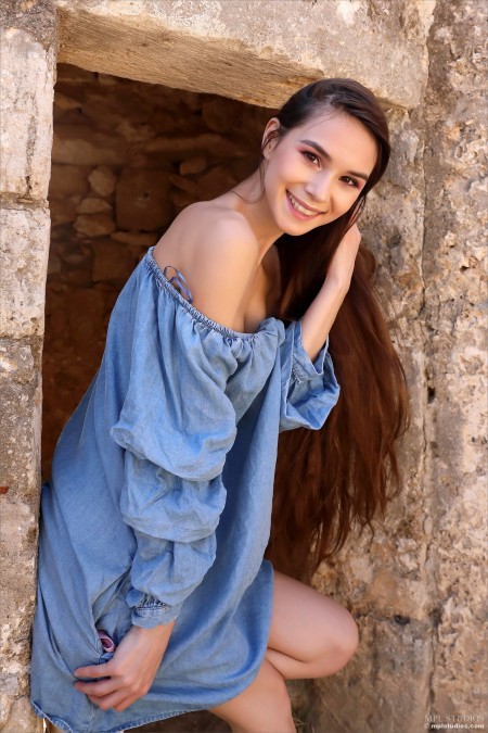 Чувственная радость: фотосет с Leona Mia