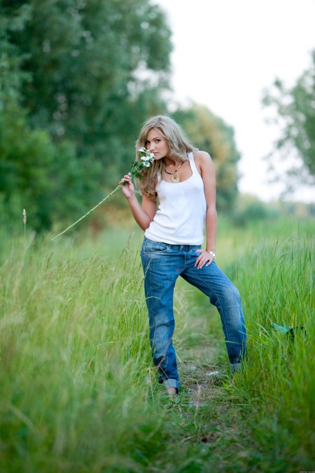 Элиса: Очарование лета на природе