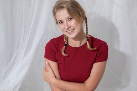 Счастливая Венера: Улыбка и Отдых