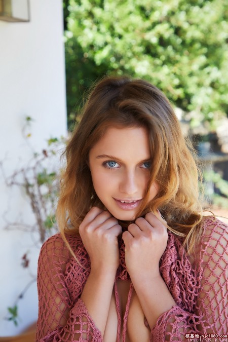 Летняя элегантность: Кэндис в природе