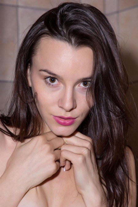 Изысканная чувственность: Адель Морель в ванной