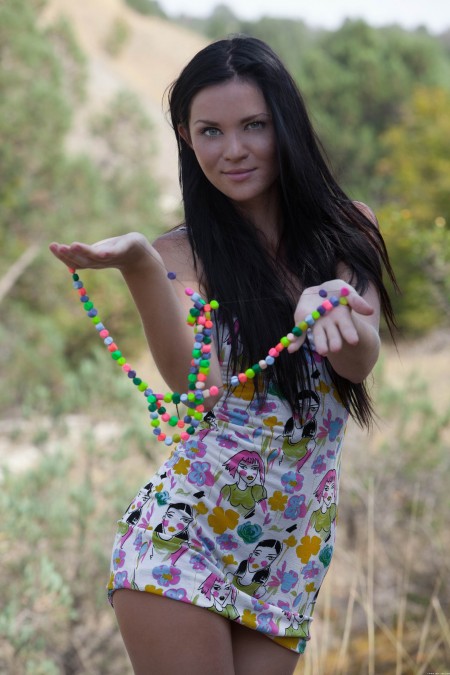 Летнее веселье: Девушка Daloria A