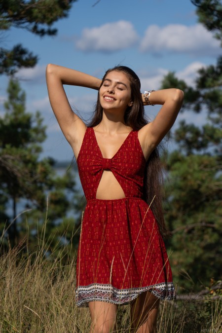 Эротическая фотосессия с Foxy Alissa