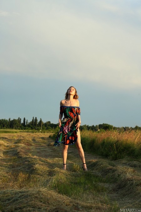 Летний фешн-фотосет с Скарлет Хансен