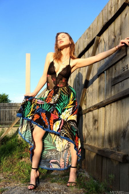 Летний фешн-фотосет с Скарлет Хансен