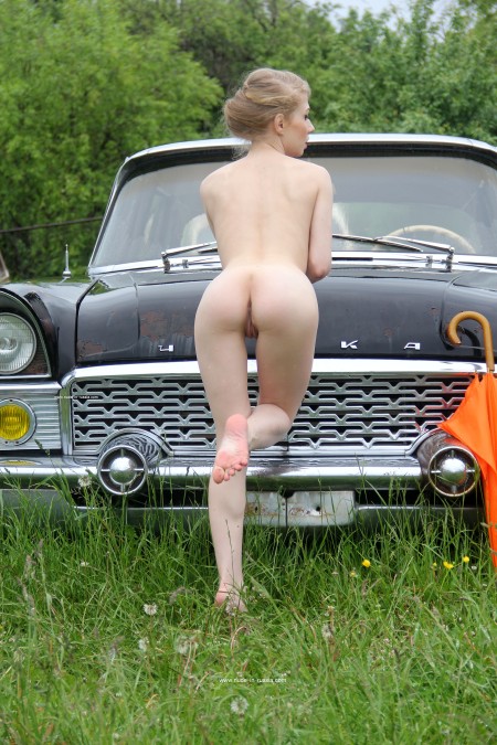 Летний фотосет в природе с Эвой