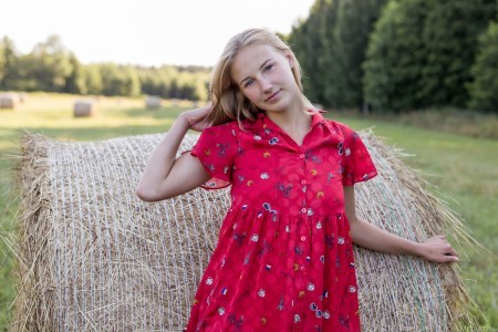 Летнее сельское веселье с Бети