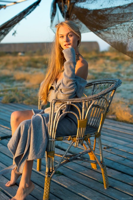 Летняя интимная фотосессия с Нэнси