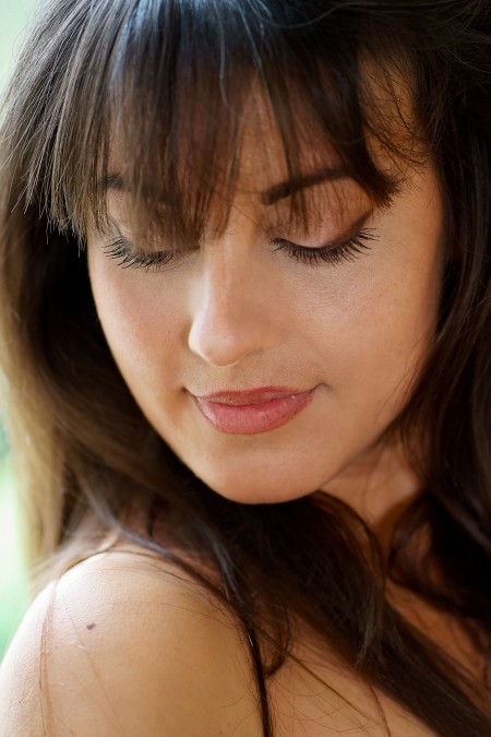 Соблазнительная натура в фотосессии