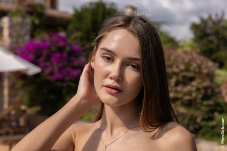 Соня Блэйз: Летняя сексуальность на природе