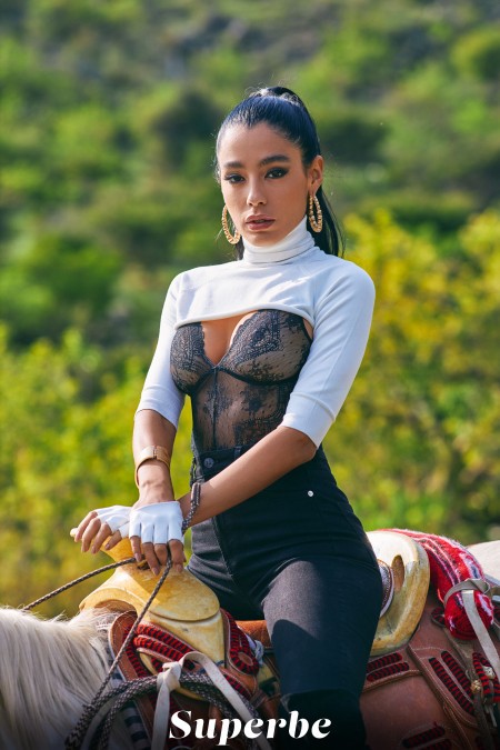 Наталия Бруни: Сексуальная гармония на природе