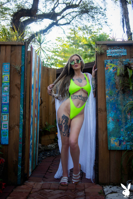 Пейдж Амейз: летняя сексуальная фотосессия