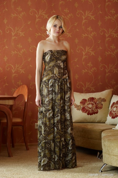 Пленительная элегантность: Талия А в студии