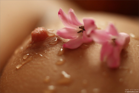 Летняя сенсуальность: девушка Лидия А