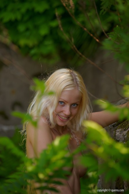 Очарование природы: Тслата в летнем платье